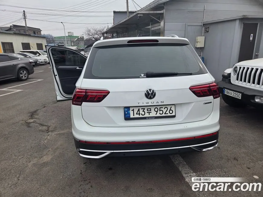 Volkswagen Tiguan — фото 2