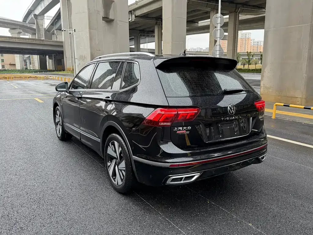 Volkswagen Tiguan L — фото 3