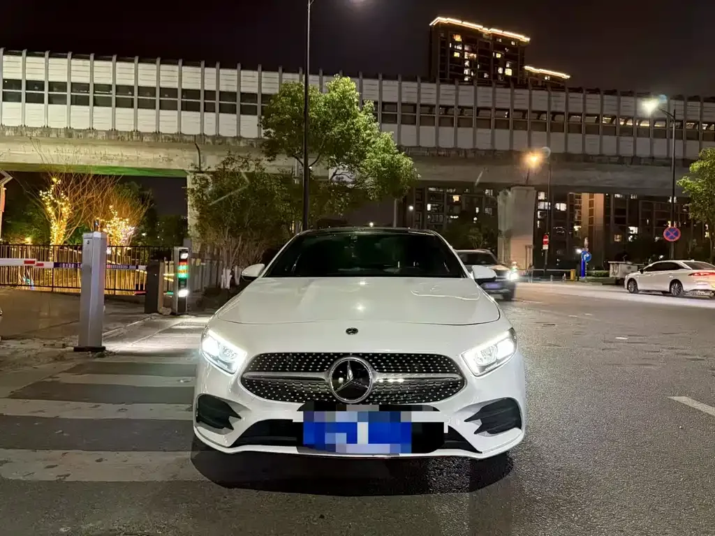 Mercedes-Benz A-Class — фото 1
