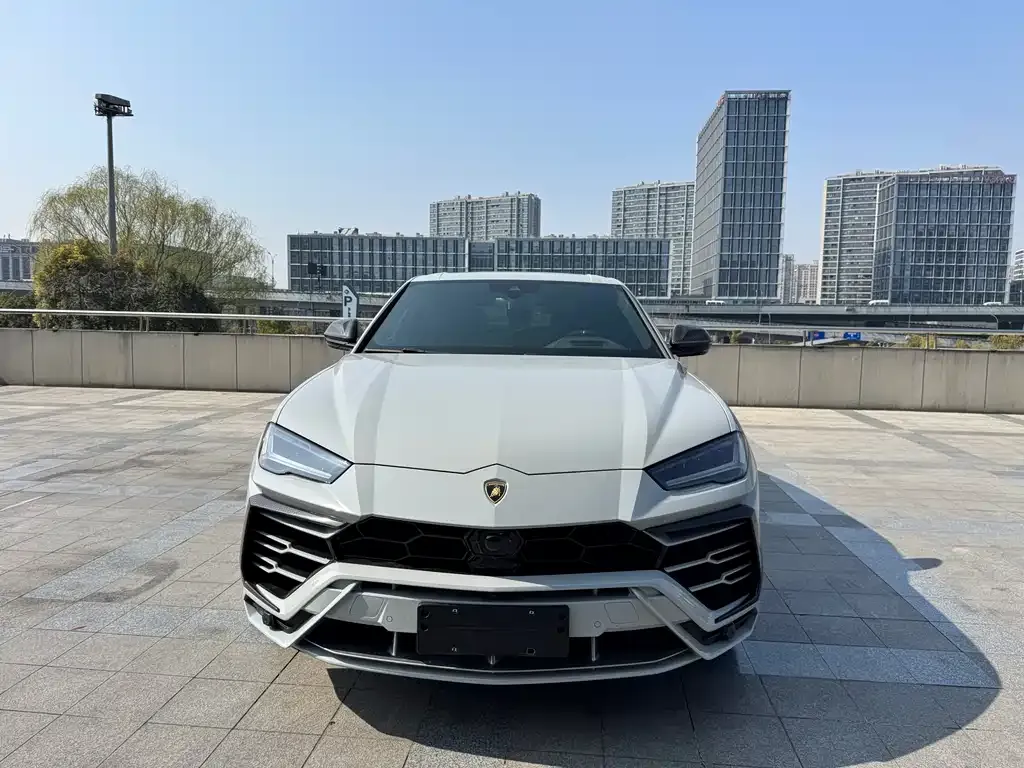 Lamborghini Urus — фото 5