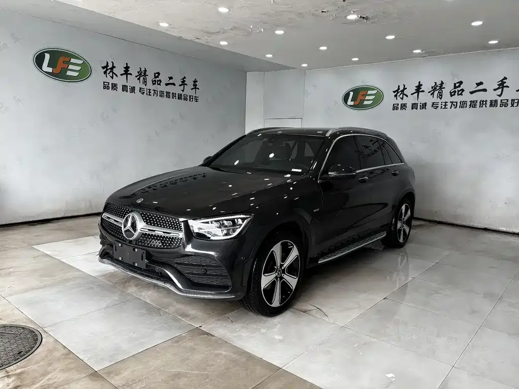 Mercedes-Benz GLC — фото 1