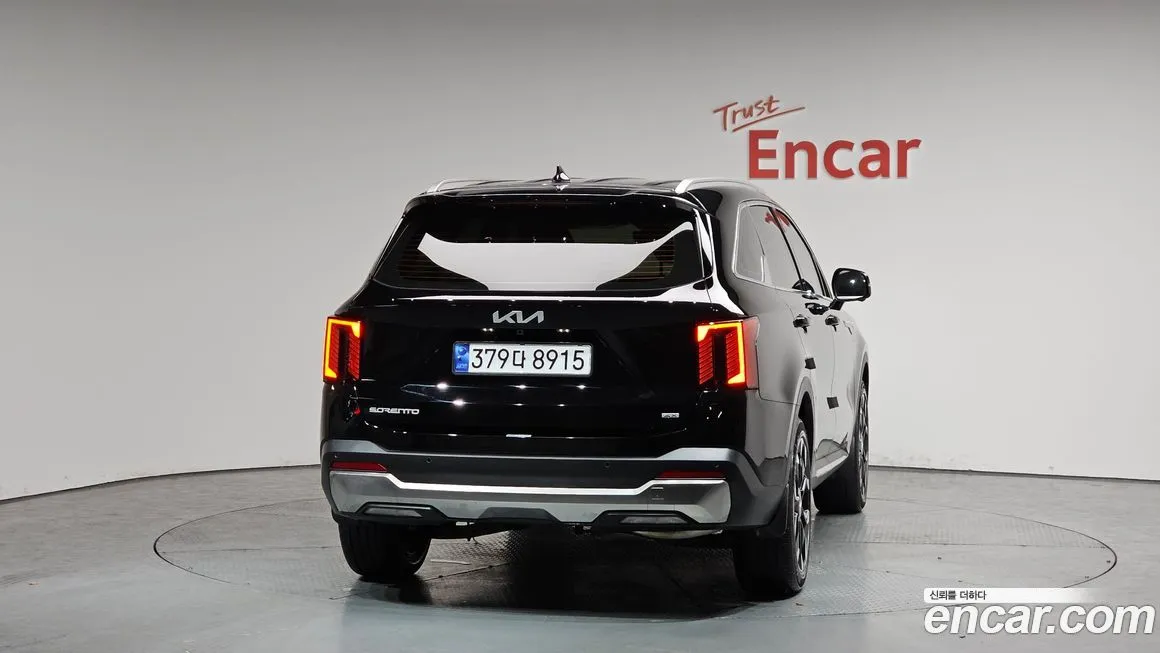 Kia Sorento — фото 6