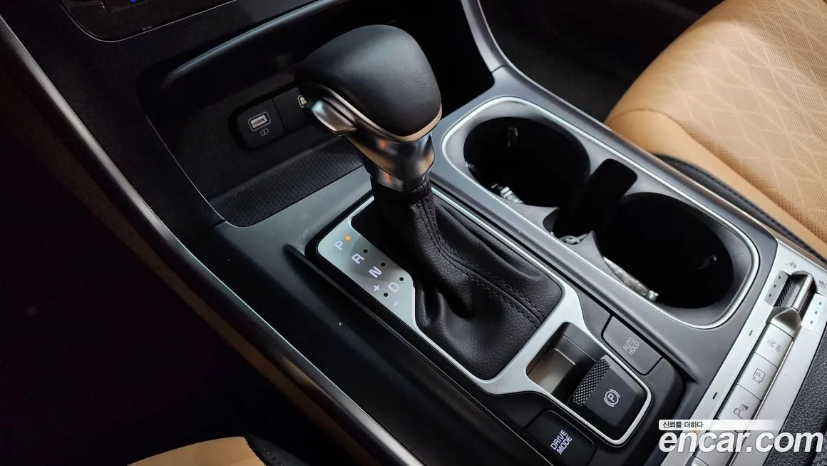 Kia Carnival — фото 10
