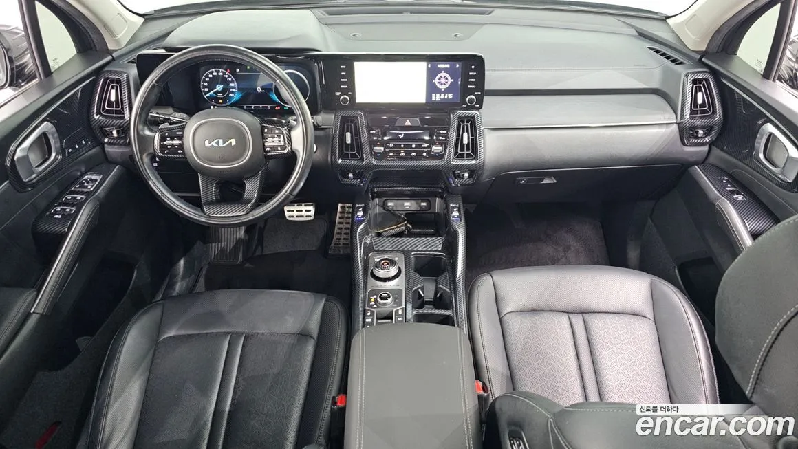 Kia Sorento — фото 7