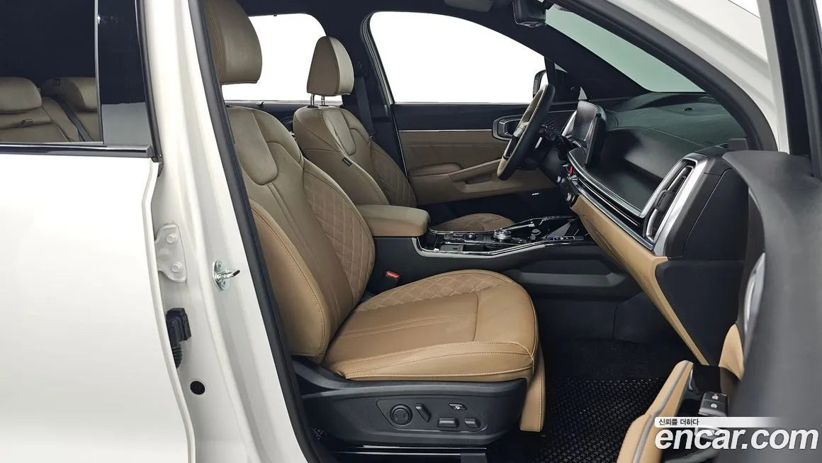 Kia Sorento — фото 10