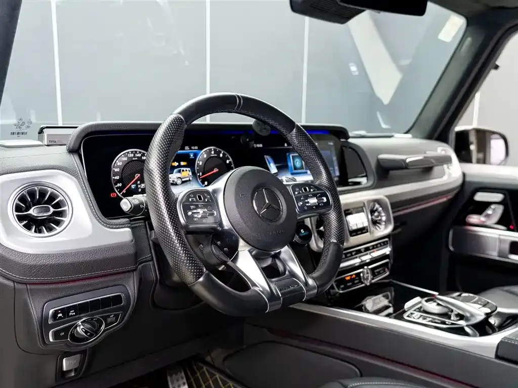 Mercedes-Benz G-Class AMG — фото 7