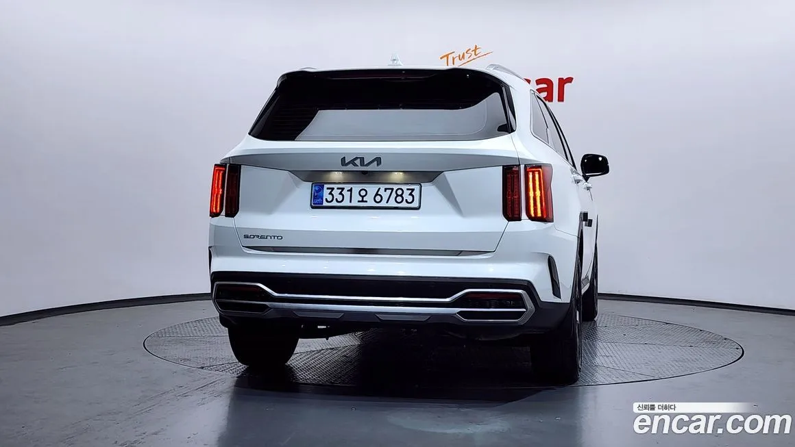 Kia Sorento — фото 7