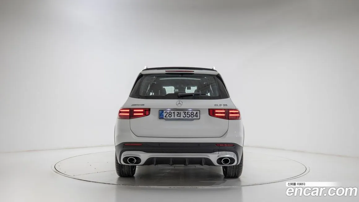 Mercedes-Benz GLB-Class — фото 2