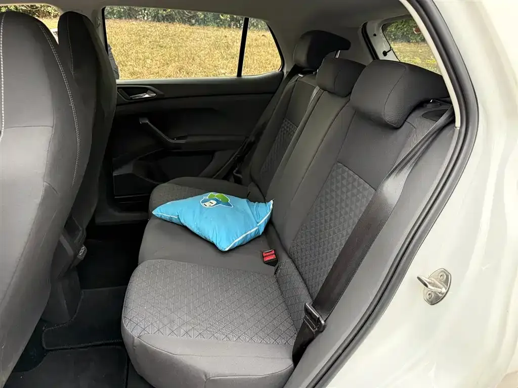 Volkswagen T-Cross — фото 4