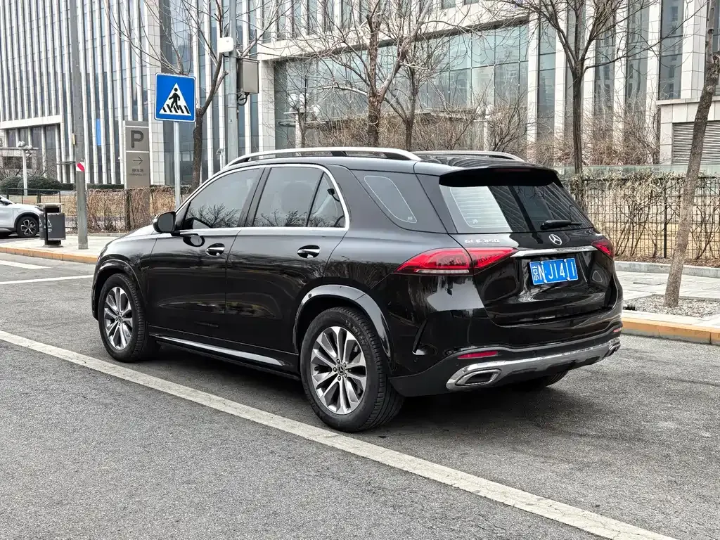 Mercedes-Benz GLE — фото 8