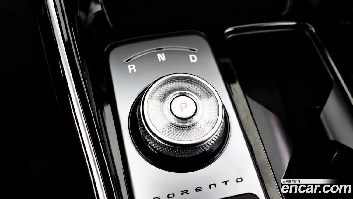 Kia Sorento — фото 2