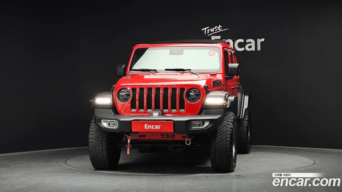 Jeep Wrangler — фото 7