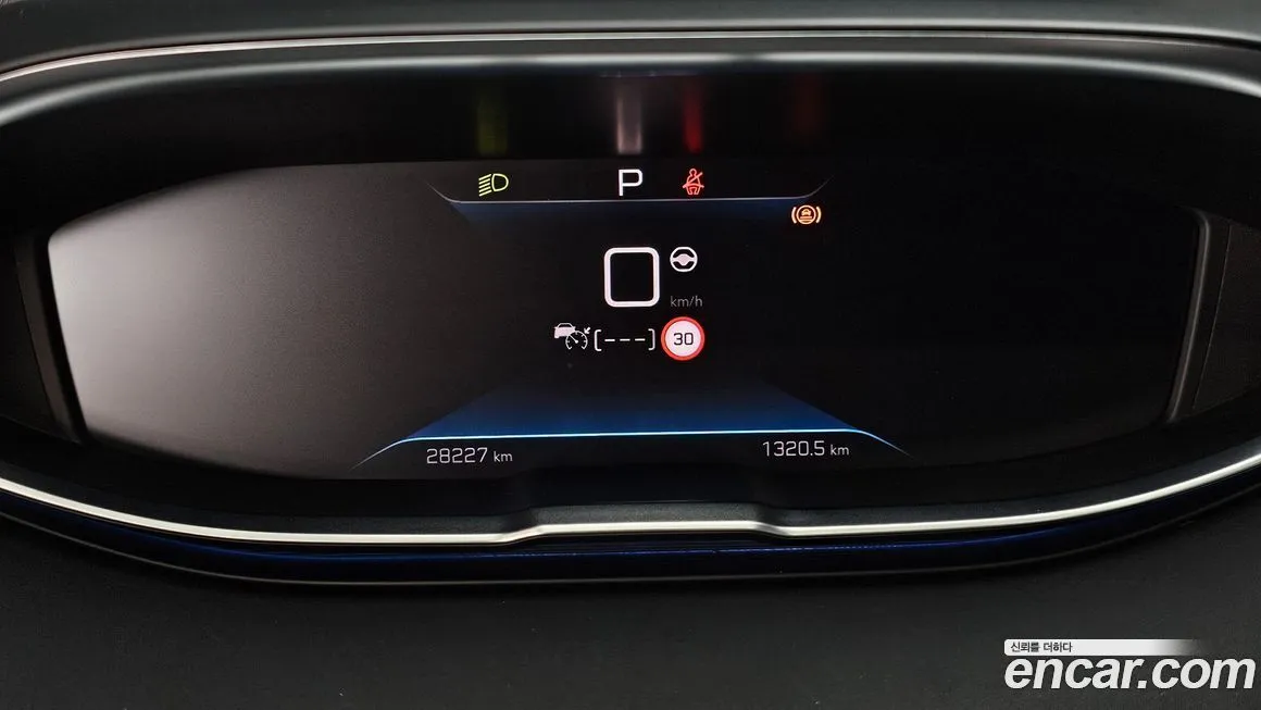 Peugeot 5008 — фото 9