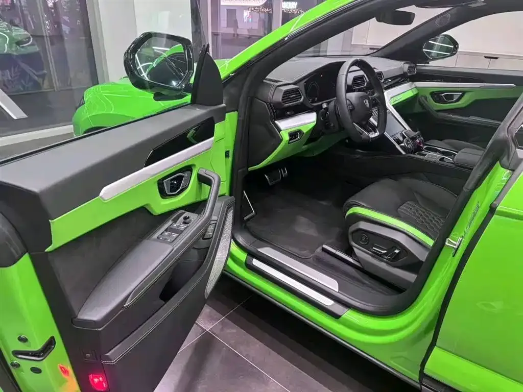 Lamborghini Urus — фото 5