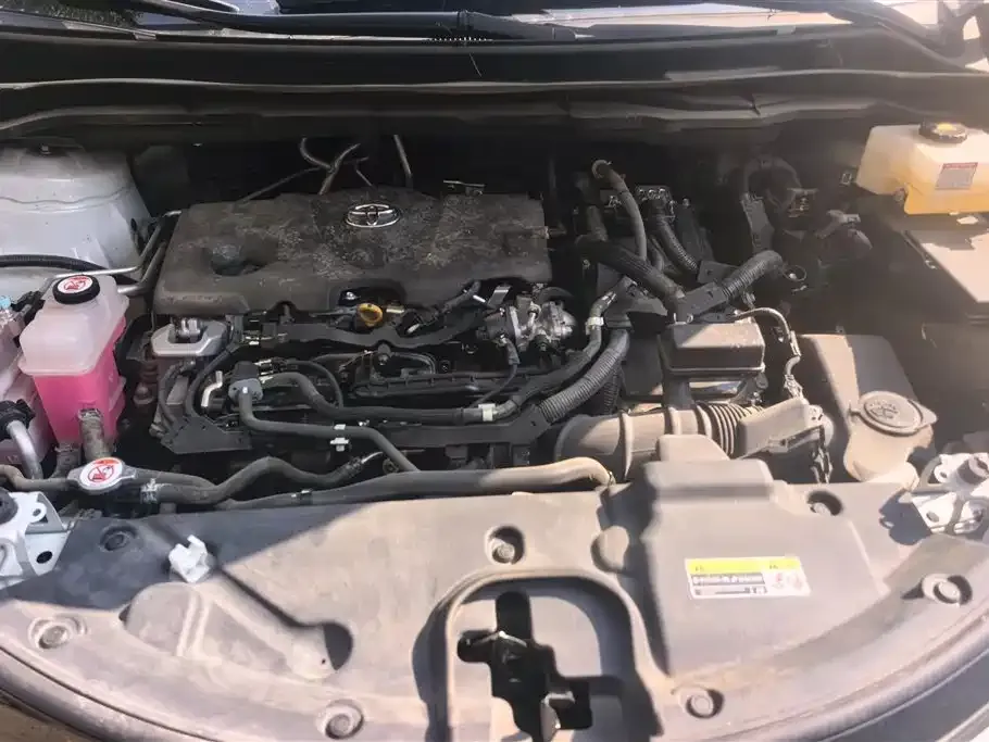 Toyota Granvia — фото 10