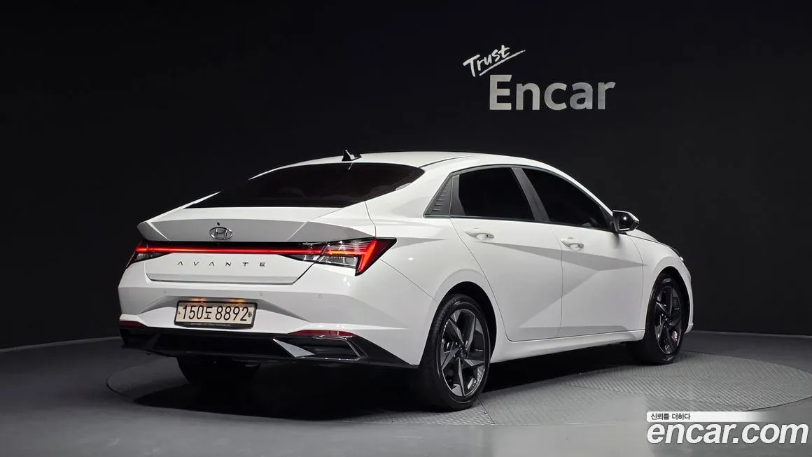 Hyundai AVANTE — фото 9