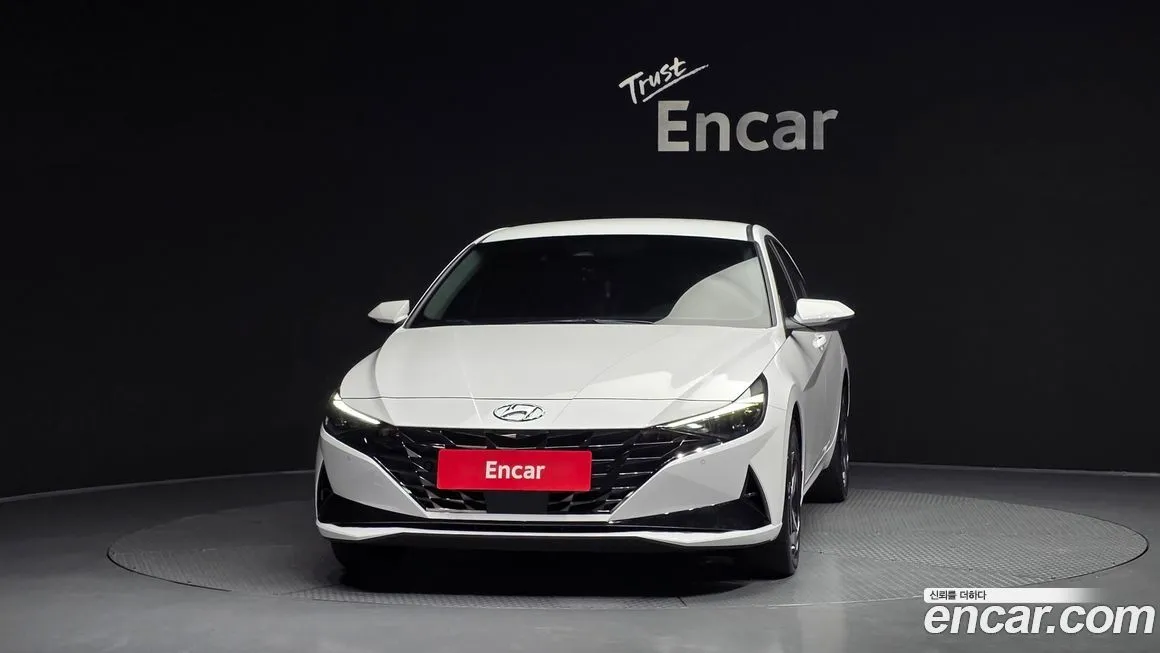 Hyundai AVANTE — фото 2