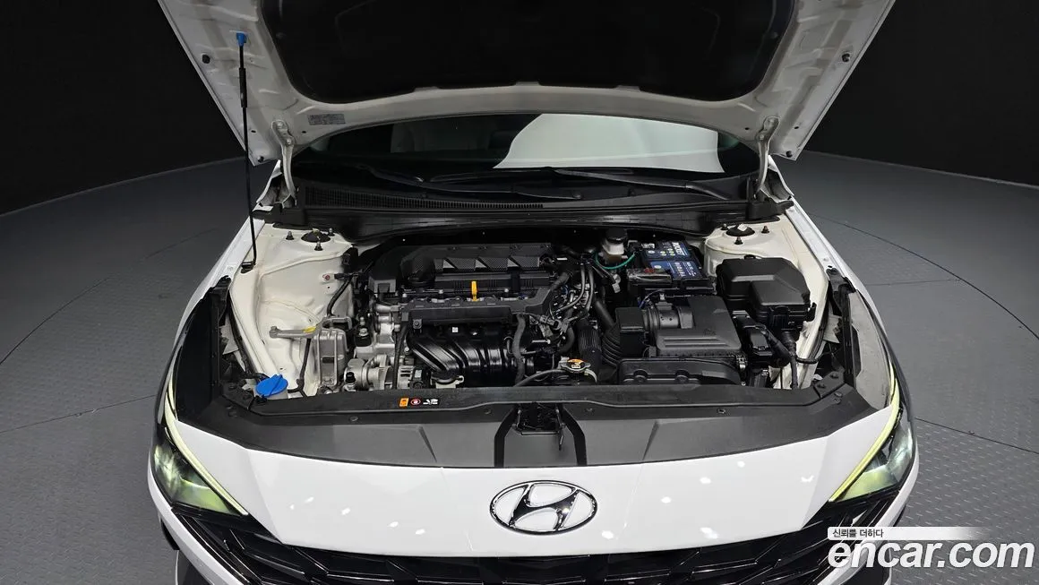 Hyundai AVANTE — фото 8