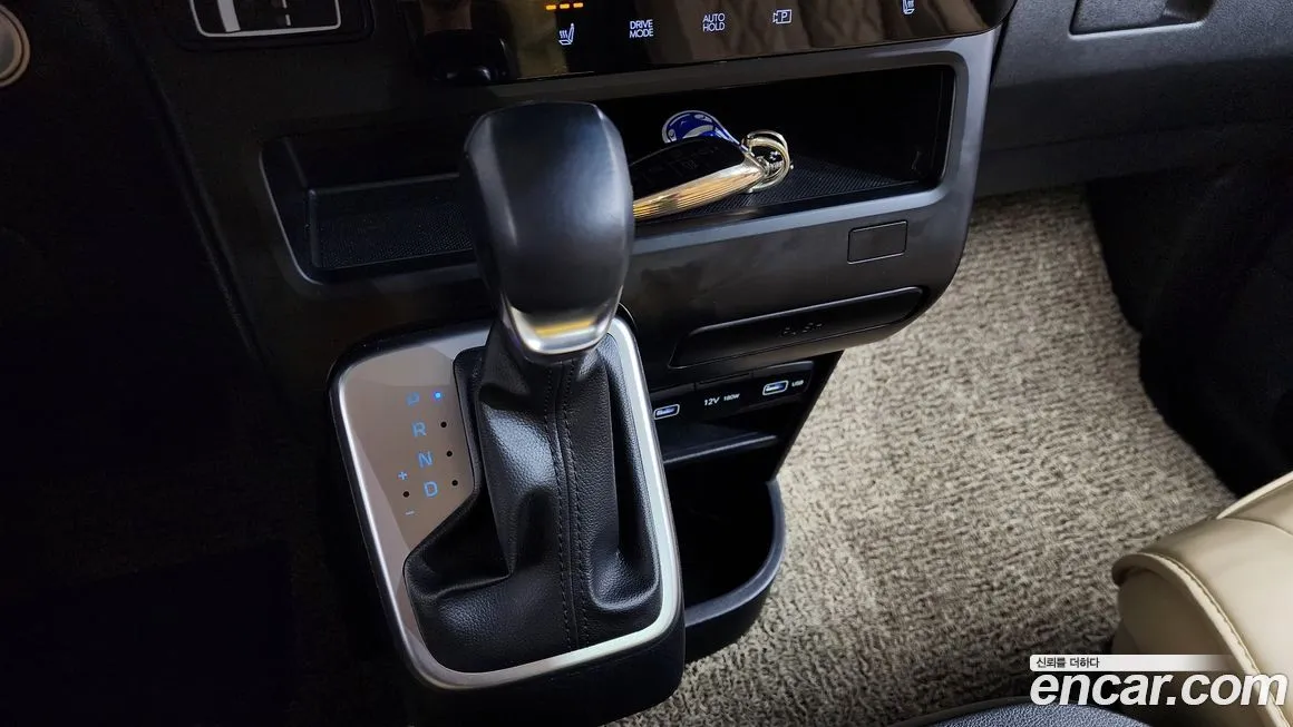 Hyundai Staria — фото 9
