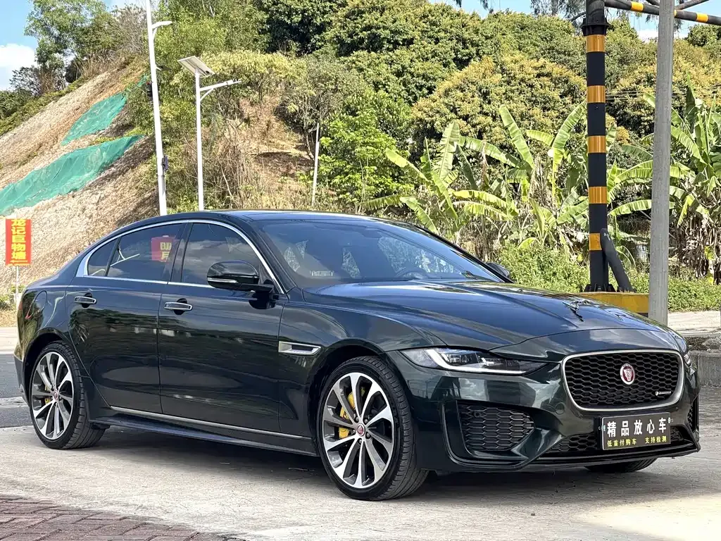 Jaguar XEL — фото 9