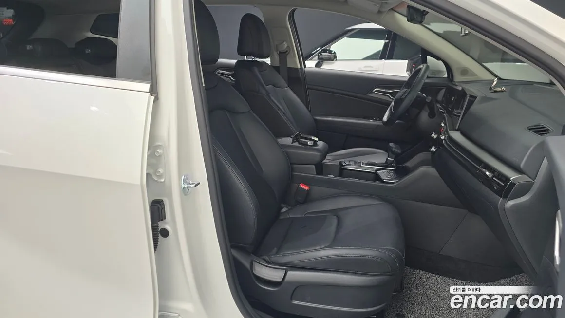 Kia Sportage — фото 8