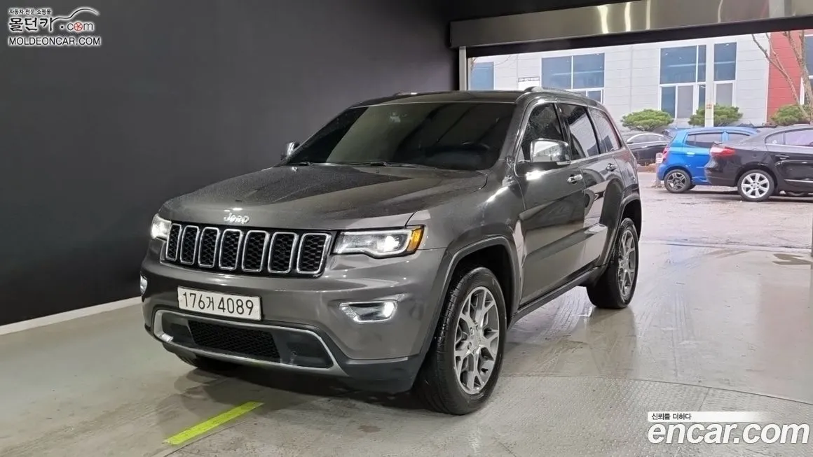 Jeep Cherokee — фото 1
