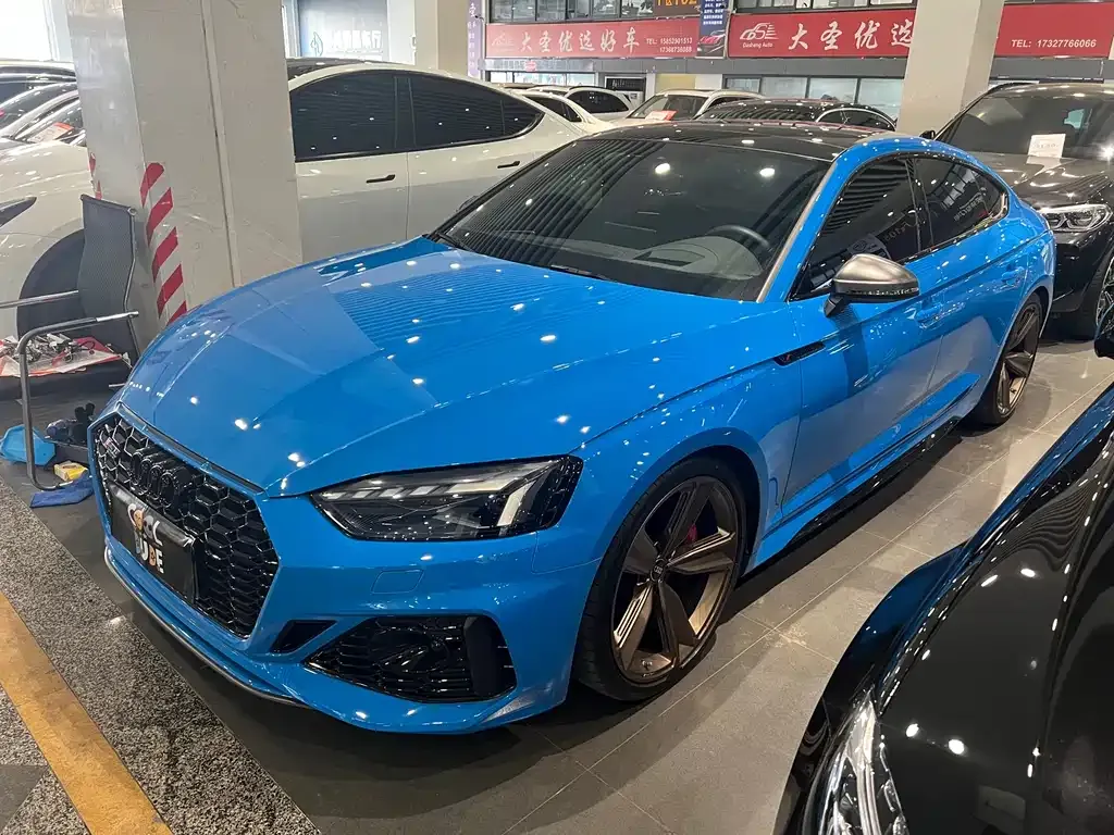 Audi RS 5 — фото 1