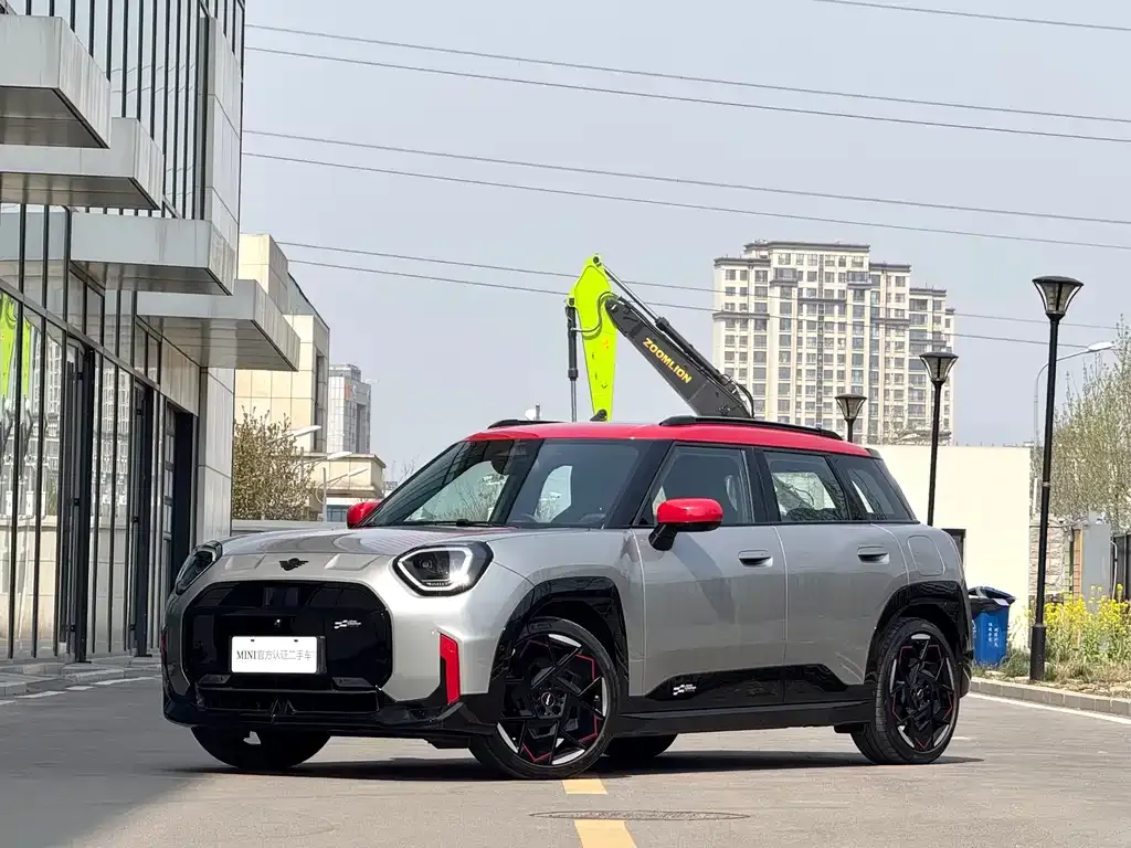 MINI Aceman JCW Electric — фото 1