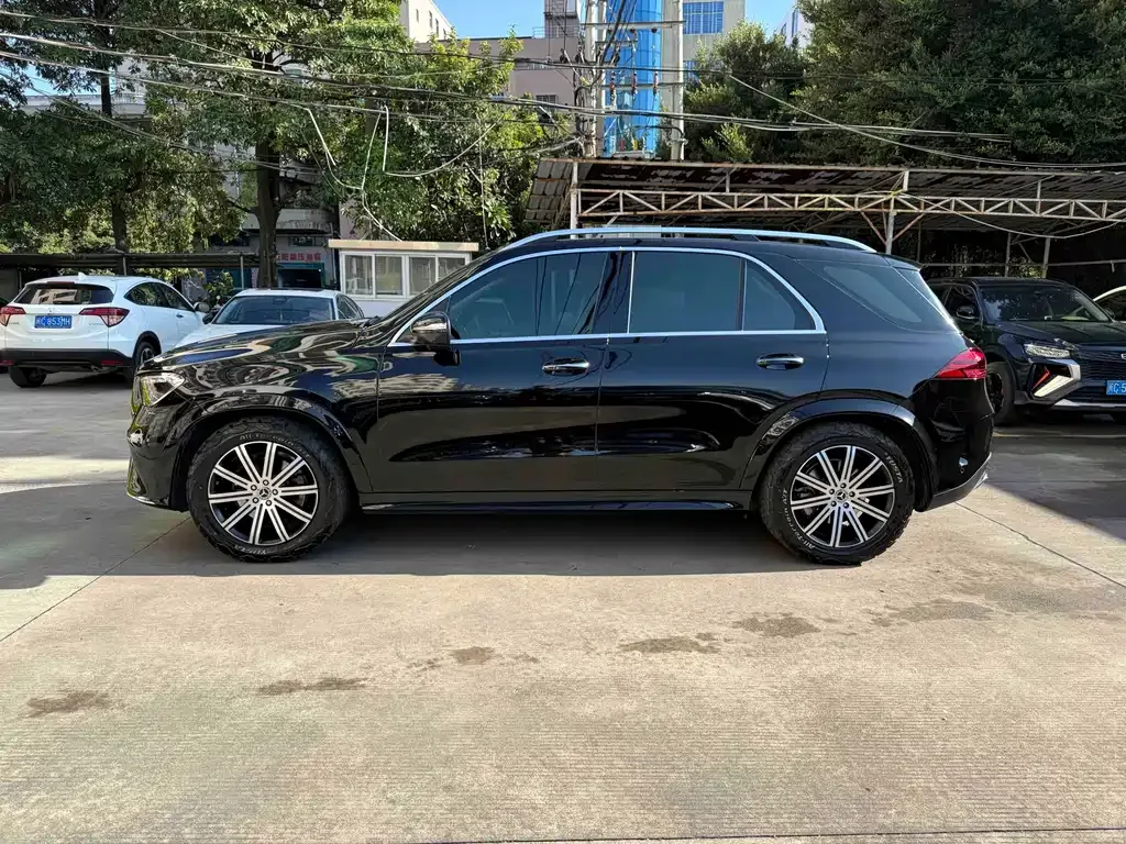 Mercedes-Benz GLE — фото 10