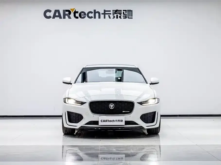 Jaguar XEL — фото 1