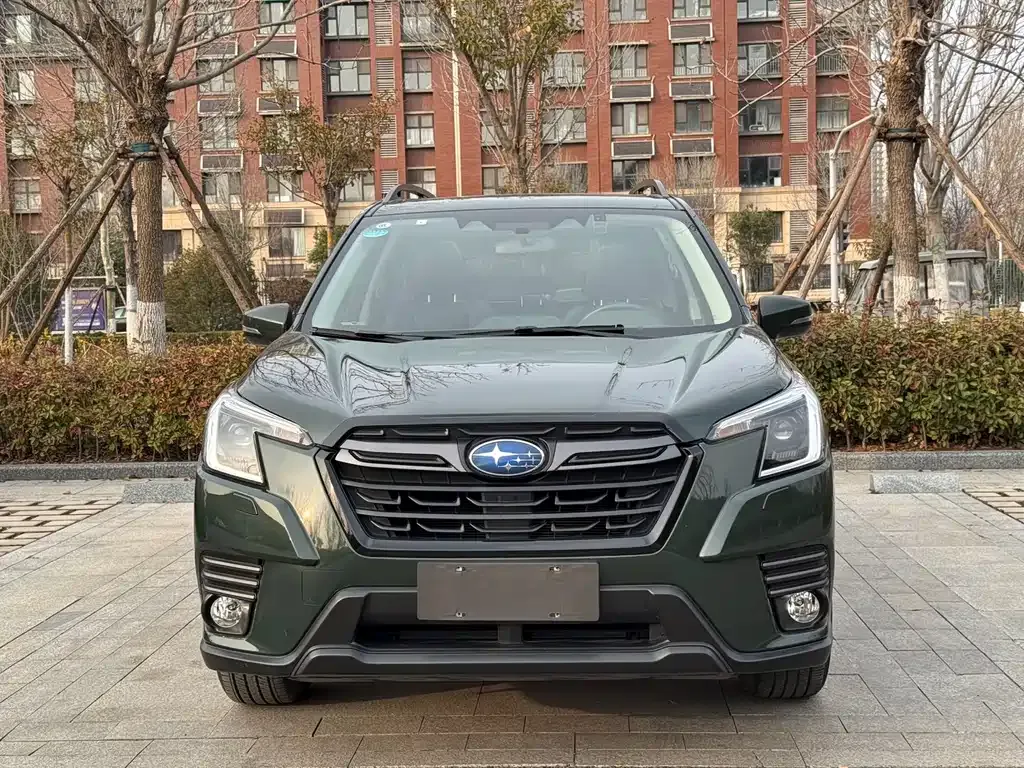 Subaru Forester — фото 8