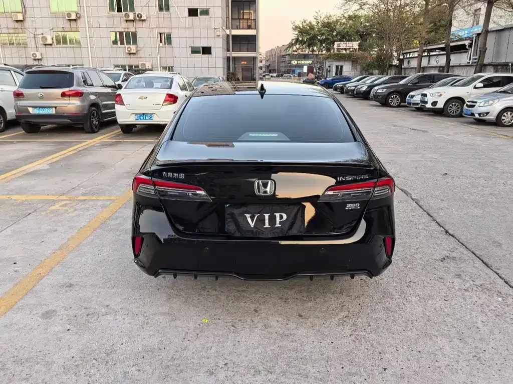 Honda Inspire — фото 4
