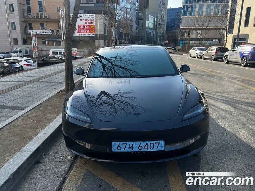 Tesla Model 3 — фото 4