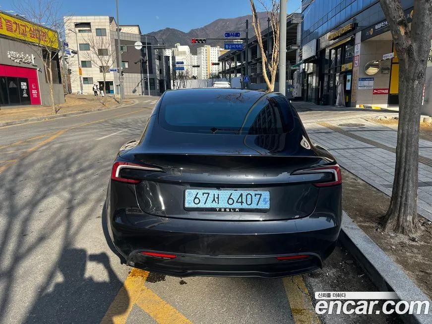 Tesla Model 3 — фото 6