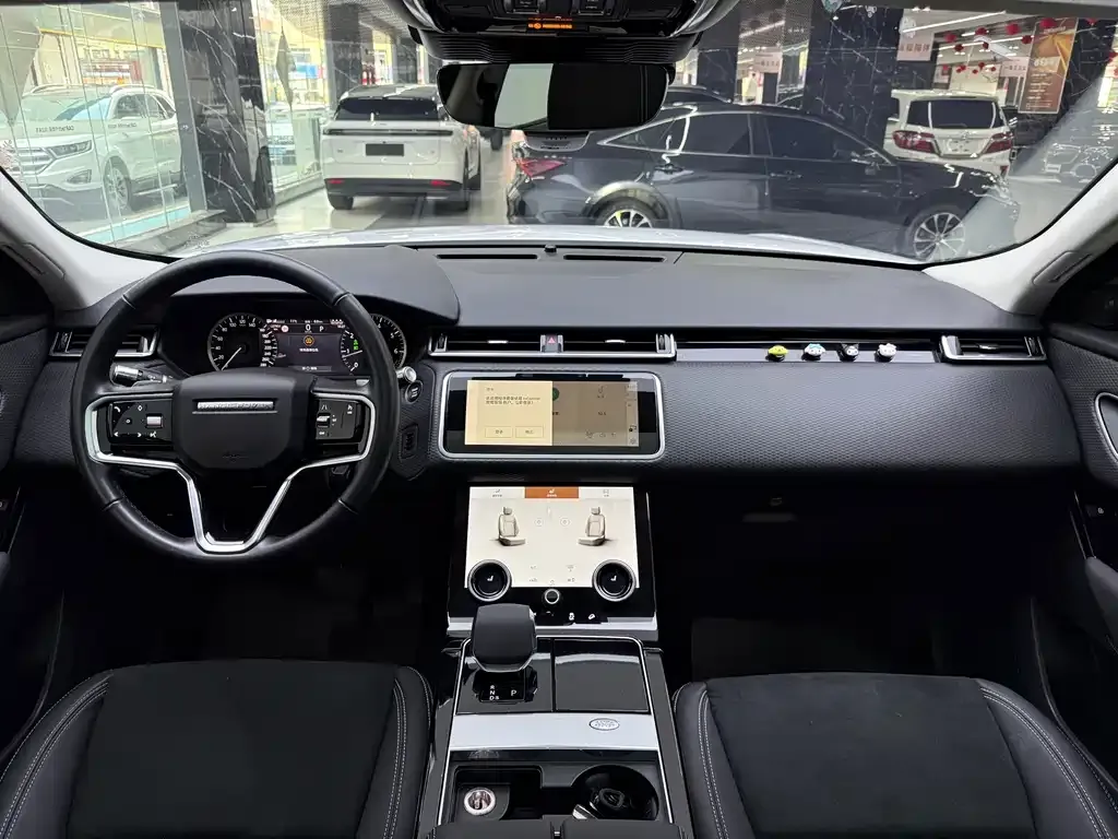 Land Rover Velar — фото 10