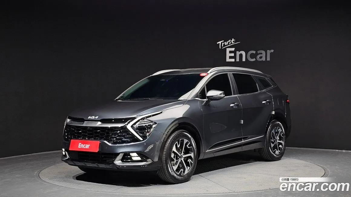 Kia Sportage — фото 1