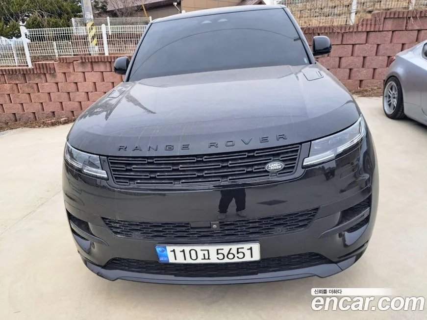 Land Rover Range Rover Sport — фото 1