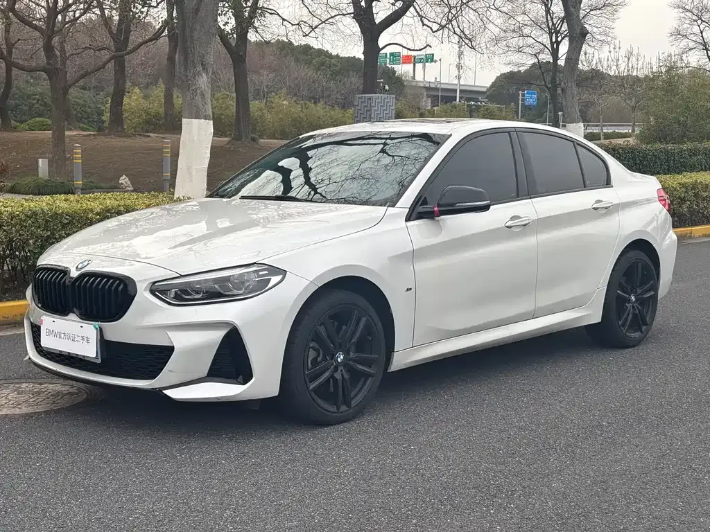 BMW 1 Series — фото 1