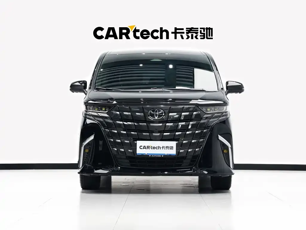 Toyota Alphard — фото 4