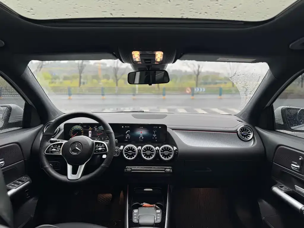 Mercedes-Benz GLA — фото 5