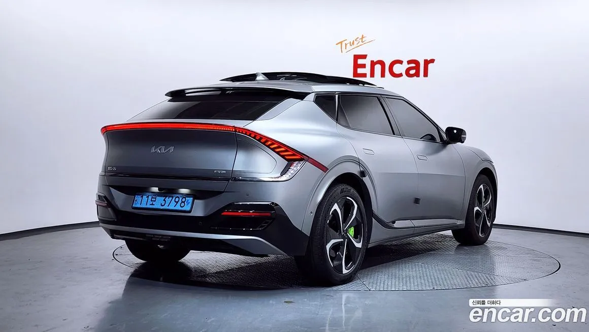 Kia EV6 — фото 2