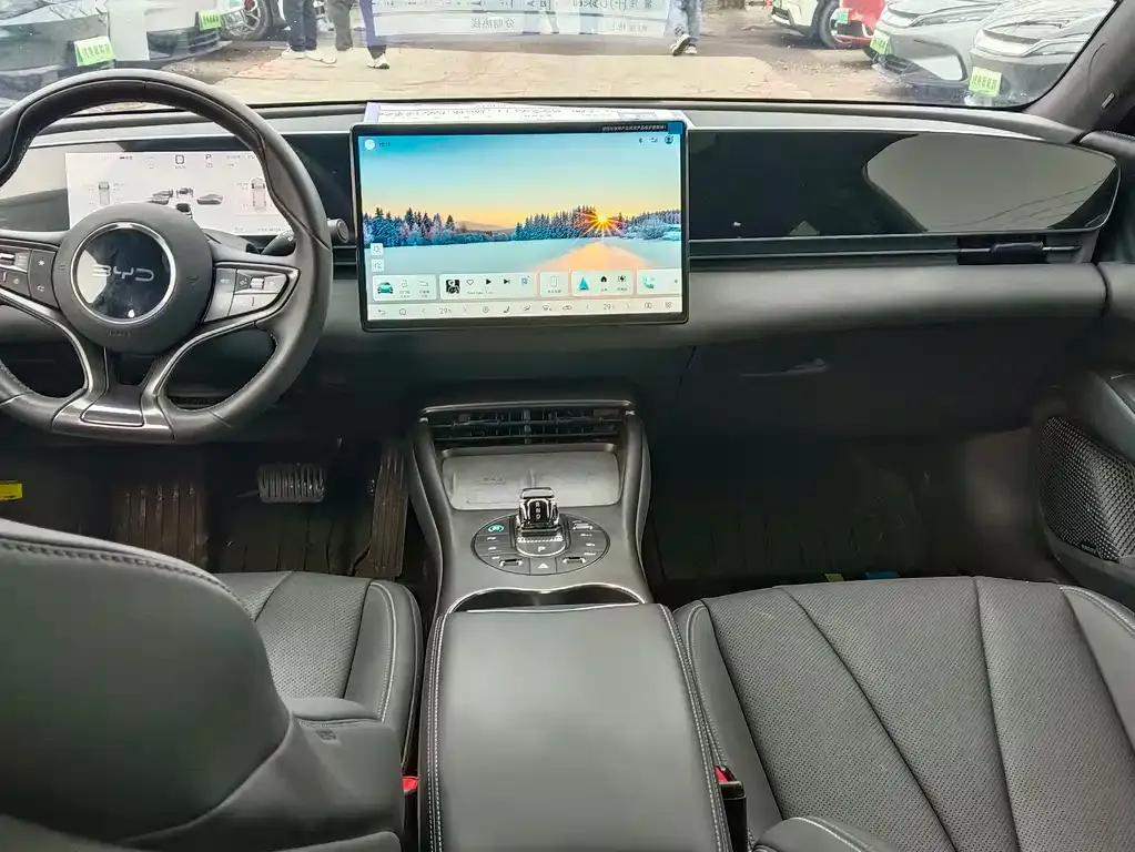 BYD Seal — фото 2