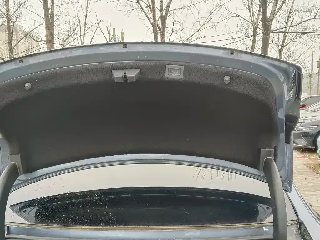 BYD Seal — фото 3