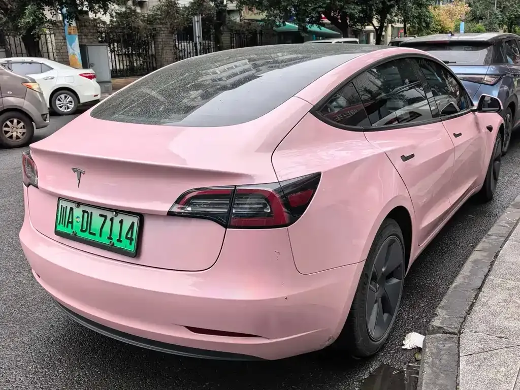 Tesla Model 3 — фото 6