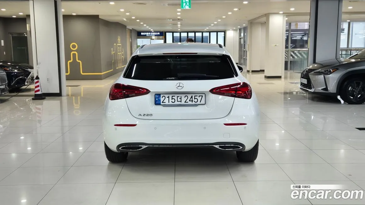 Mercedes-Benz A-Class — фото 9
