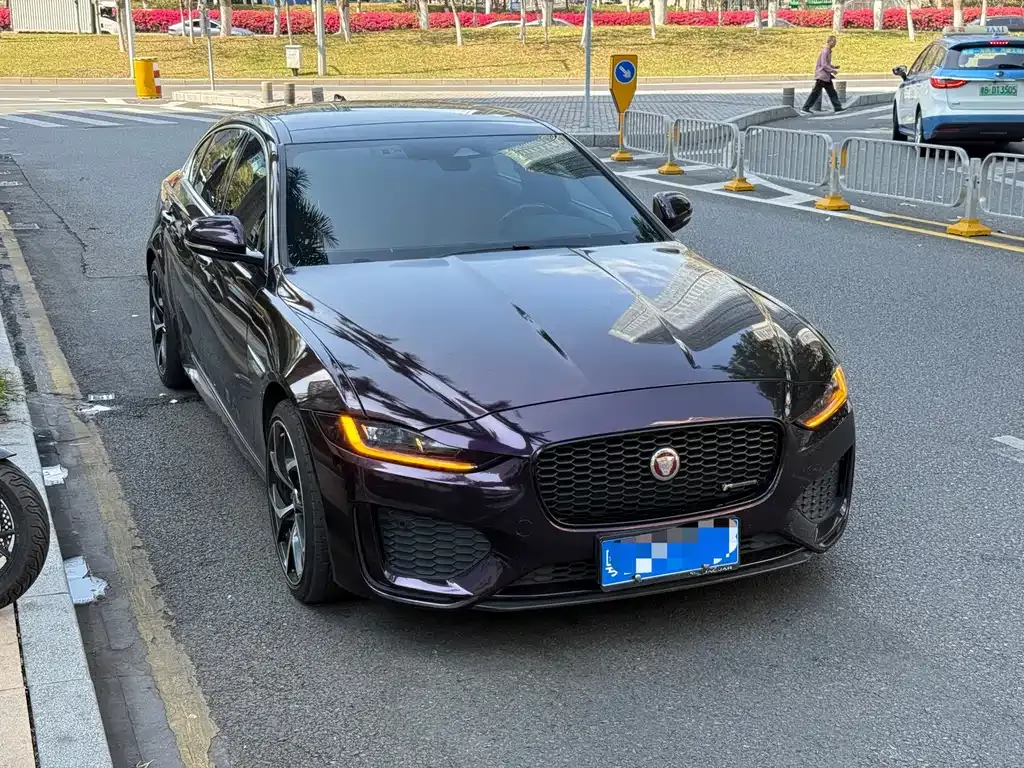 Jaguar XEL — фото 1