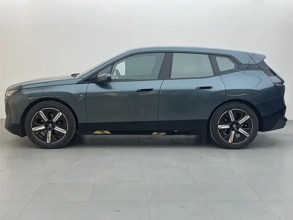 BMW iX — фото 10