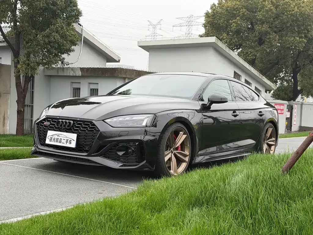 Audi RS 5 — фото 1