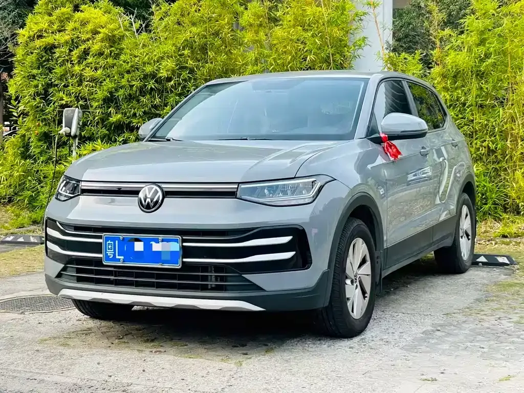 Volkswagen Tharu — фото 1