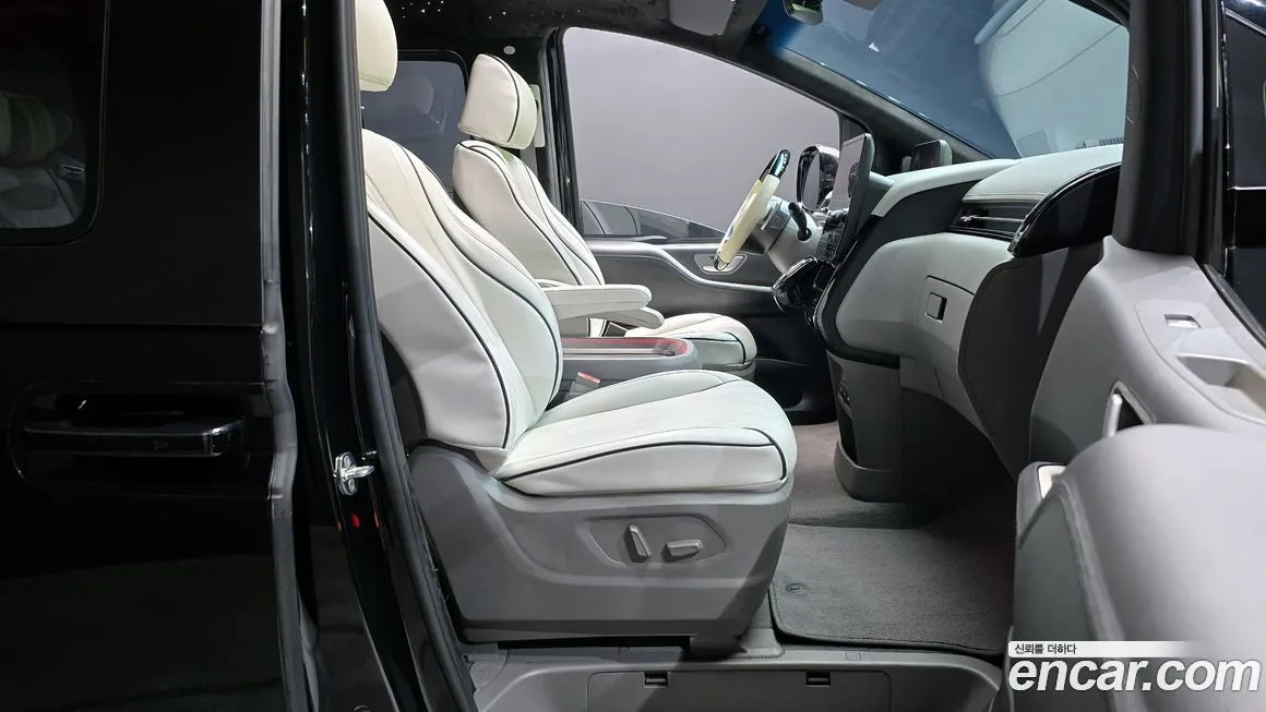 Hyundai Staria — фото 10